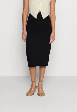 2 Pack - Blyantskjørt - Black/Light Green 10 2 Pack - Blyantskjørt - Black/Light Green -Fab Five Mote Butikk 087dba7783c9450fa0673c68ceaa7d94