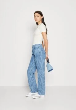 Even&Odd T-Shirts - Off White -Fab Five Mote Butikk 0a73b476f53b47799edad60bc5d4b093