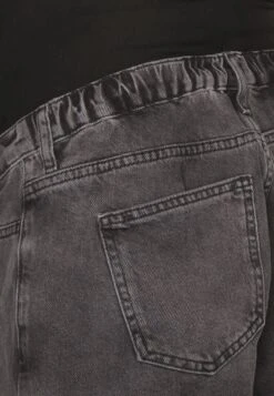 Jeansshorts - Black Denim 7 Jeansshorts - Black Denim -Fab Five Mote Butikk 0c89963155e249cbb0b9486ae83c3428