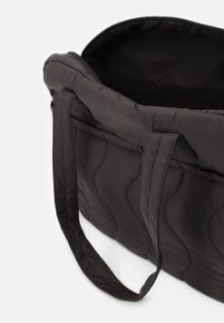 Even&Odd Weekendveske - 802 - Black 10 Even&Odd Weekendveske - 802 - Black -Fab Five Mote Butikk 1171821f4bc044a2b4237ba5252e6972