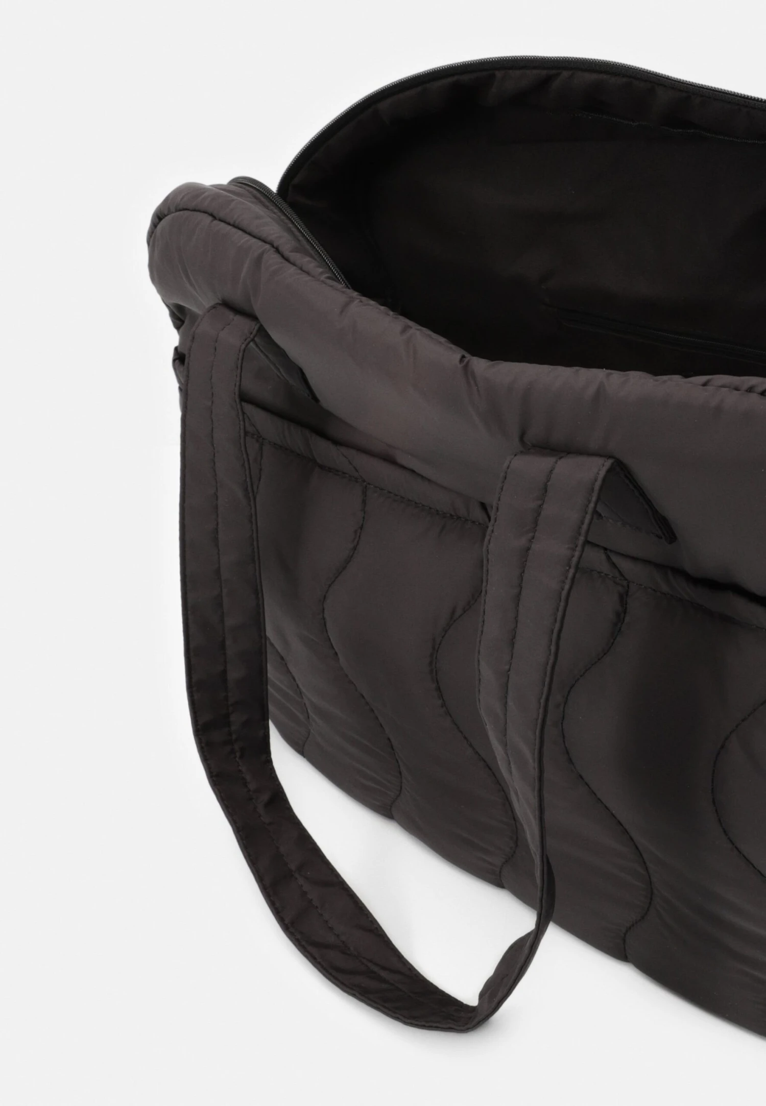 Even&Odd Weekendveske - 802 - Black 6 Even&Odd Weekendveske - 802 - Black - Bilde 4