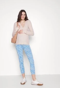 Strikkegenser - Tan -Fab Five Mote Butikk 19ae9d2bbfb24d9089268cd8d32b080d