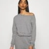 Even&Odd Off Shoulder&Jogger Set - Sweatshirt - Mottled Grey 2 Even&Odd Off Shoulder&Jogger Set - Sweatshirt - Mottled Grey -Fab Five Mote Butikk 1f61bd90f9104baab3e2805e0ea0fa4a