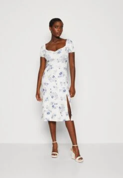 Even&Odd Kjole - Blue/Multi-Coloured 12 Even&Odd Kjole - Blue/Multi-Coloured -Fab Five Mote Butikk 23a24fffdcc44625adf900d25490f67d