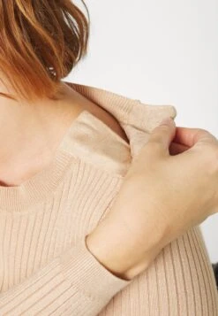 Even&Odd Strikkegenser - Sand -Fab Five Mote Butikk 2f690db09b3e4bcc8daaa71a1e1a14fe