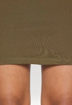 2 Pack - Blyantskjørt - Black/Khaki -Fab Five Mote Butikk 325f02acd5a44cdeada73583690e119c