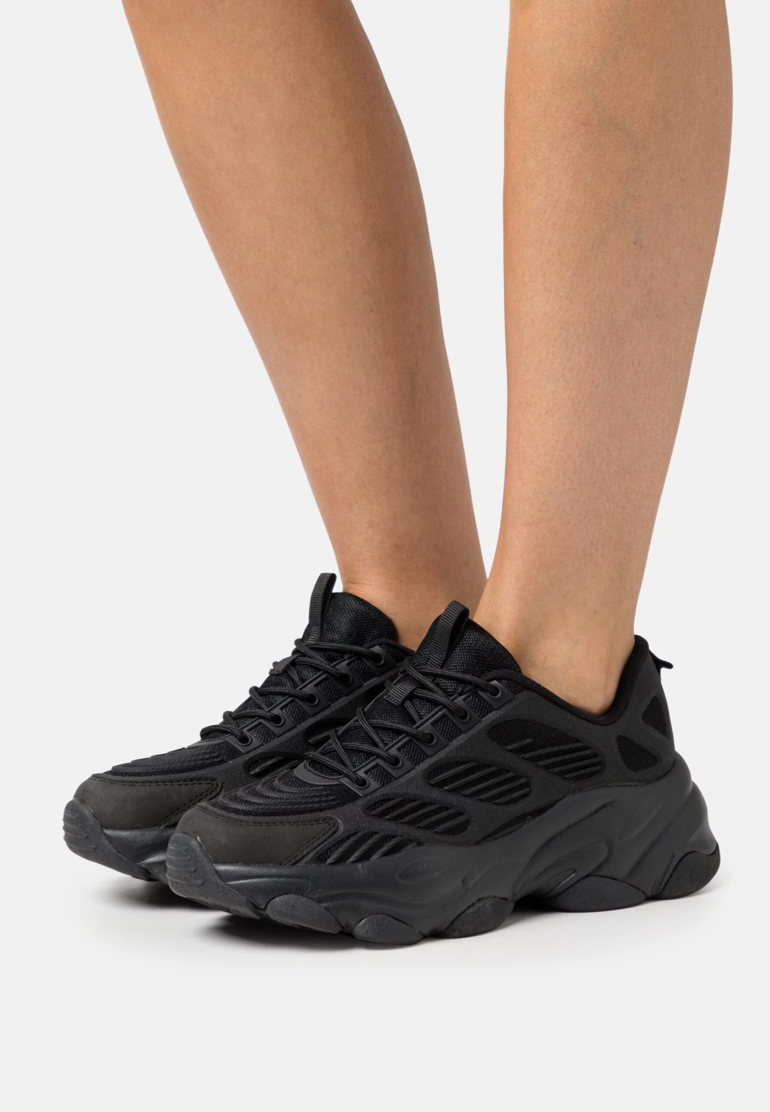 Even&Odd Joggesko - Black 3 Even&Odd Joggesko - Black