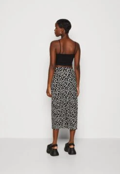 Even&Odd Blyantskjørt - Black/White/Multi-Coloured 10 Even&Odd Blyantskjørt - Black/White/Multi-Coloured -Fab Five Mote Butikk 329514a3a5c24c00af07aac455db98bb