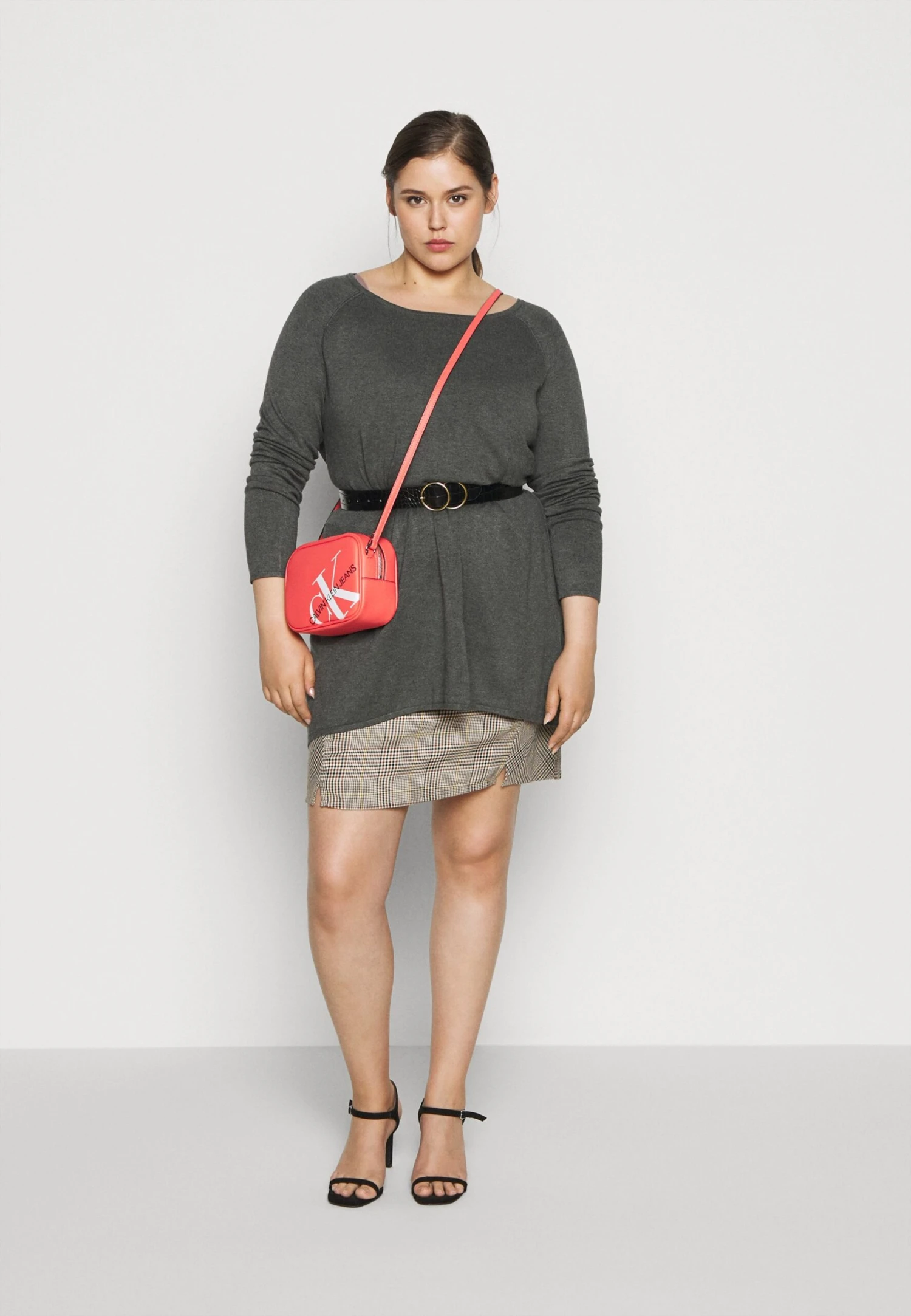 Strikkegenser - Dark Grey 4 Strikkegenser - Dark Grey - Bilde 2