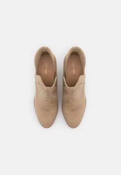 Ankelboots Med Høye Hæler - Beige 13 Ankelboots Med Høye Hæler - Beige -Fab Five Mote Butikk 3a03d46480454a849f758ab038086e0e