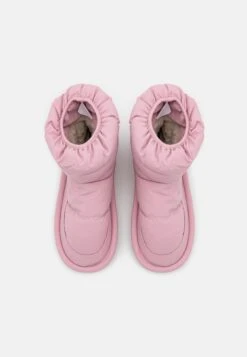 Even&Odd Platåstøvletter - Rose Gold-Coloured 13 Even&Odd Platåstøvletter - Rose Gold-Coloured -Fab Five Mote Butikk 3a47bc31cec7404e858e843010bd6948