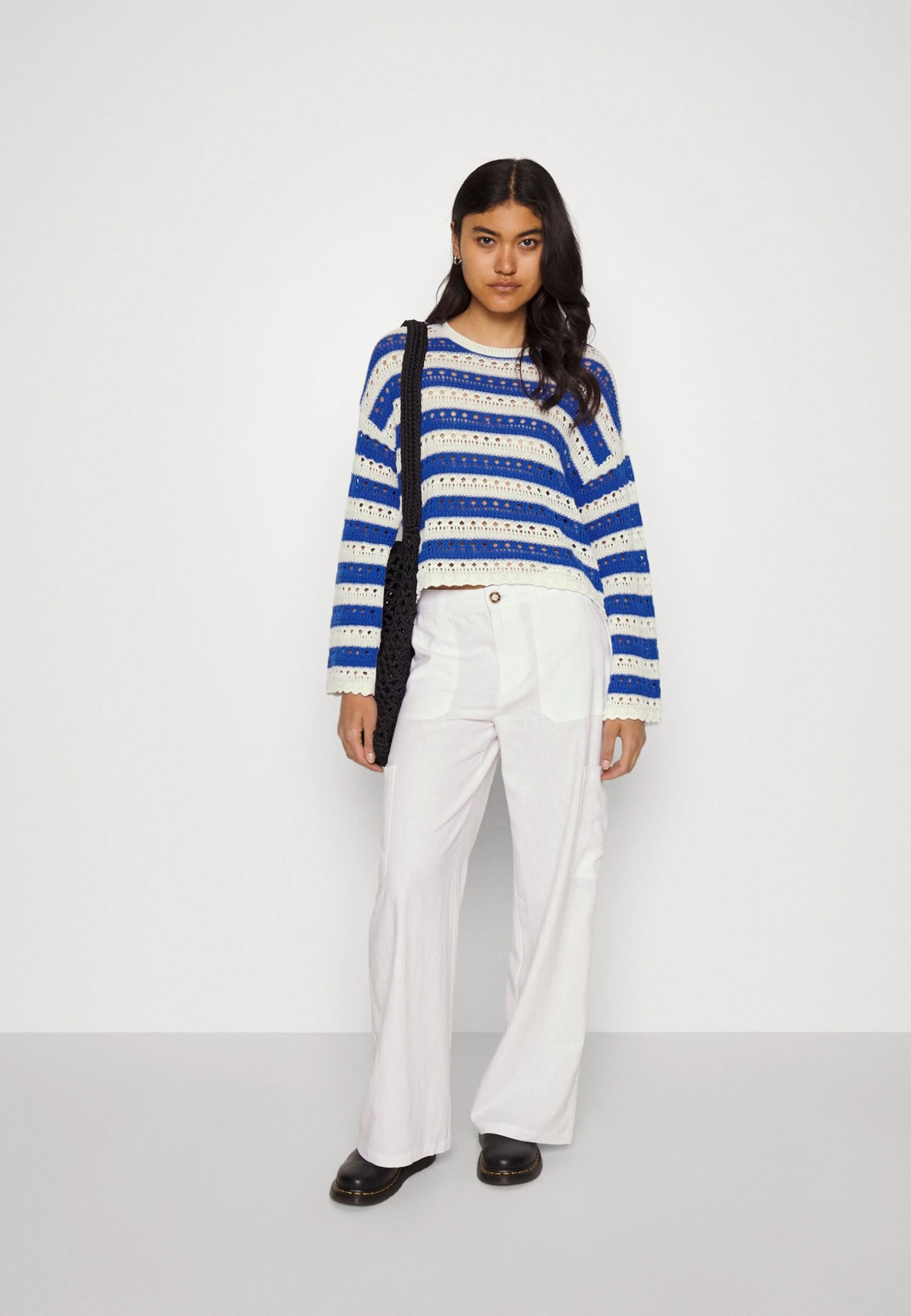 Even&Odd Strikkegenser - White/Blue 4 Even&Odd Strikkegenser - White/Blue - Bilde 2