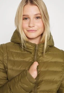 Even&Odd Dunjakke - Khaki 19 Even&Odd Dunjakke - Khaki -Fab Five Mote Butikk 4541bc1c9337433ca460f8b353fd0f43