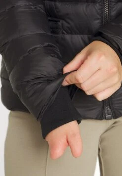 Even&Odd Dunjakke - Black -Fab Five Mote Butikk 47369d5ab05149d6855b02c3b6eae1fa