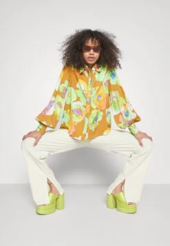 Bukse - Off-White 11 Bukse - Off-White -Fab Five Mote Butikk 4a37f248defa4235a4ffd36e34a7d9f2