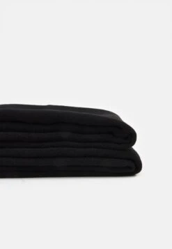 Even&Odd Sjal - Black 7 Even&Odd Sjal - Black -Fab Five Mote Butikk 4cb108c1a72e4b5cbbfc38b0c353b67a