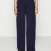 Petite Tailored Wide Leg Trouser - Bukse - Dark Blue -Fab Five Mote Butikk 51ce3ce279a34474bdb440f028190d70