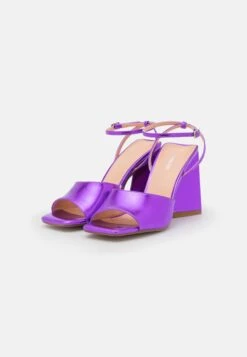 Sandaler - Lilac 10 Sandaler - Lilac -Fab Five Mote Butikk 53b3bb91293e436aa48bb1257495dfa8