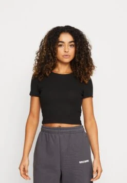 Even&Odd 3 Pack - T-Shirts - White/Black/Olive -Fab Five Mote Butikk 55aaf7ff8742434d93bf78c57ea595dd