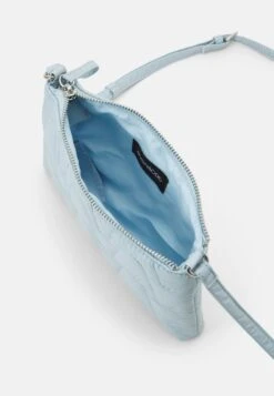 Even&Odd Skulderveske - Light Blue -Fab Five Mote Butikk 565943b28f9d4e829bdec74afe11428d