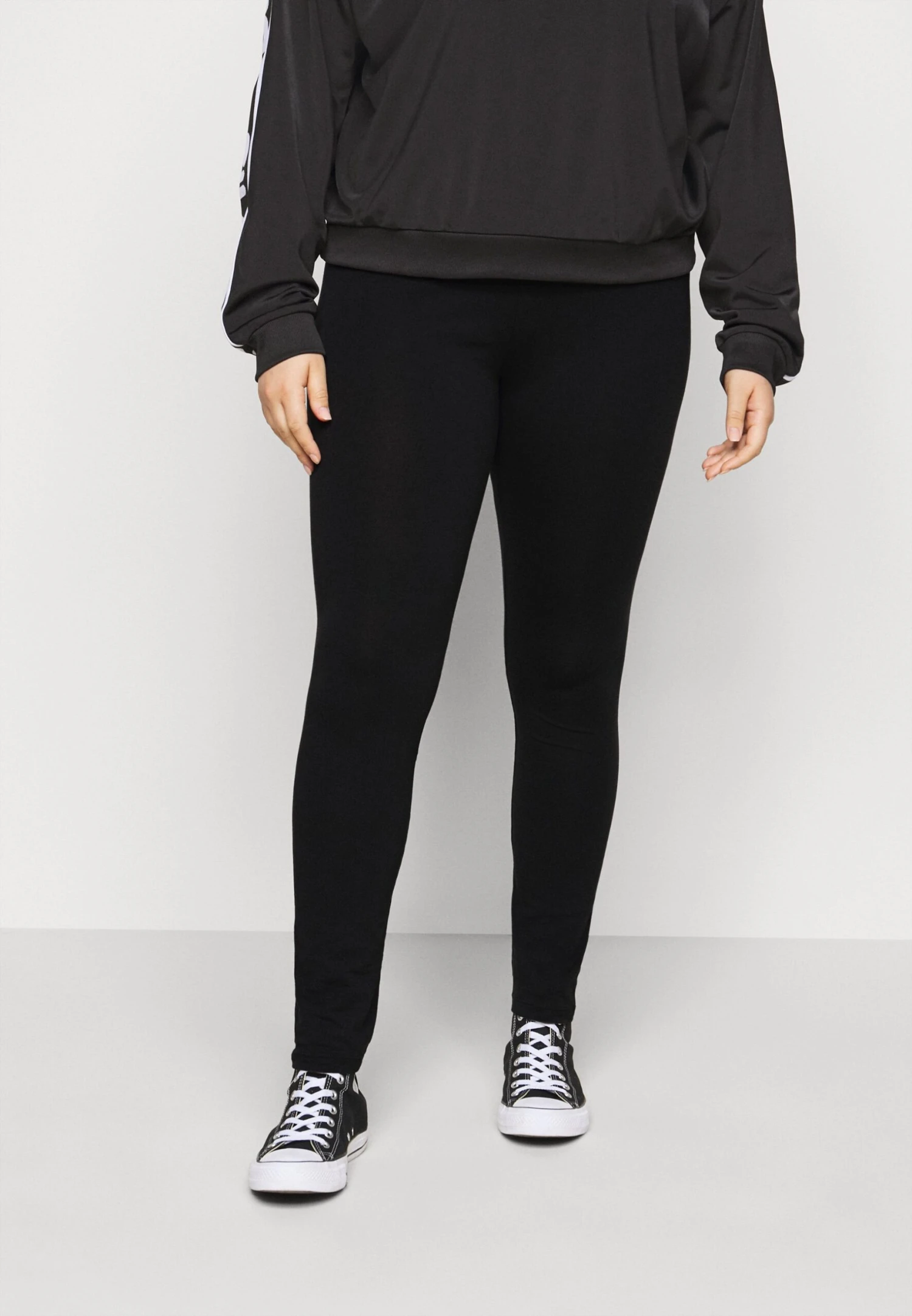 Leggings - Black 3 Leggings - Black