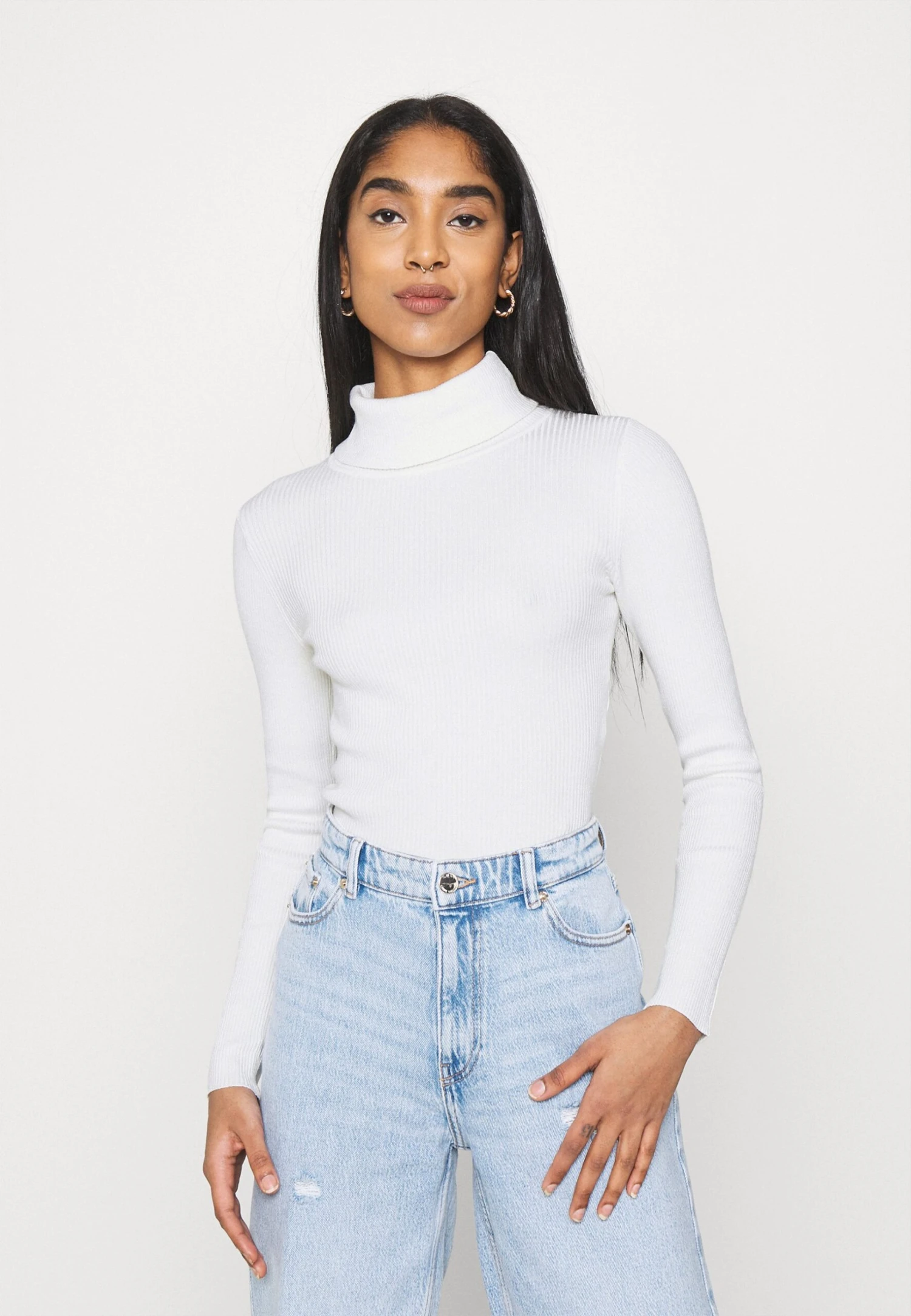Even&Odd Cropped Turtle Neck 2 Pack - Strikkegenser - Black/ White 4 Even&Odd Cropped Turtle Neck 2 Pack - Strikkegenser - Black/ White - Bilde 2