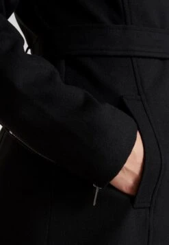 Even&Odd Kort Kåpe / Frakk - Black -Fab Five Mote Butikk 5de84a9ba65b4a5dbf271b9029caea54