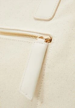 Even&Odd Weekendveske - Off-White -Fab Five Mote Butikk 62721282e1e041e2be2703b6e7bea198