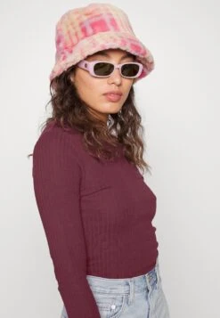 Even&Odd Topper Langermet - Purple 12 Even&Odd Topper Langermet - Purple -Fab Five Mote Butikk 63fe9869a6114f82a655295555cb7e77