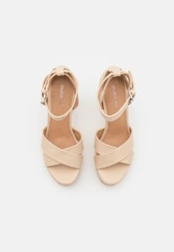 Even&Odd Sandaler Med Høye Hæler - Off White -Fab Five Mote Butikk 6731e361b5ee49de81e25d7493438435