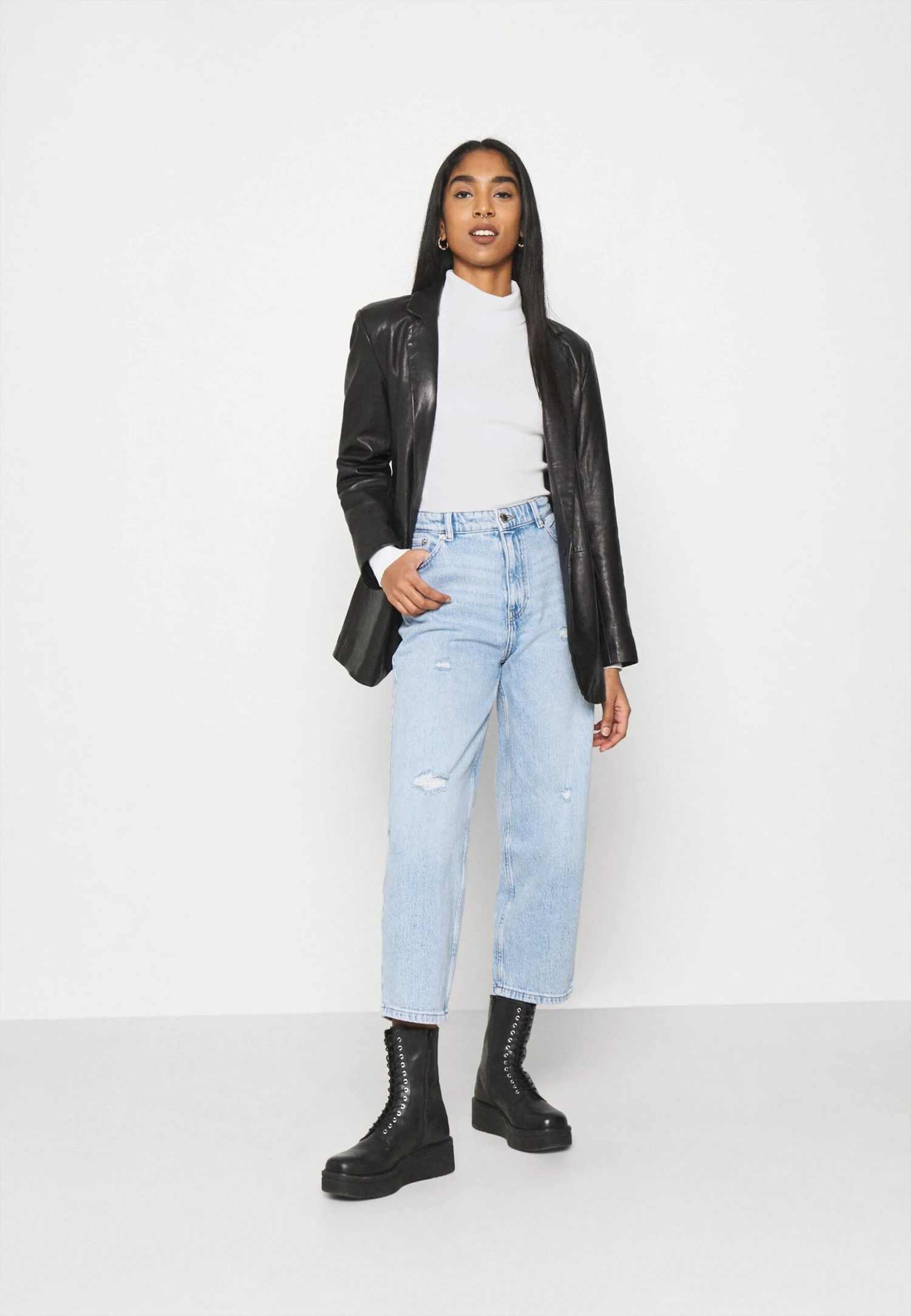 Even&Odd Cropped Turtle Neck 2 Pack - Strikkegenser - Black/ White 3 Even&Odd Cropped Turtle Neck 2 Pack - Strikkegenser - Black/ White