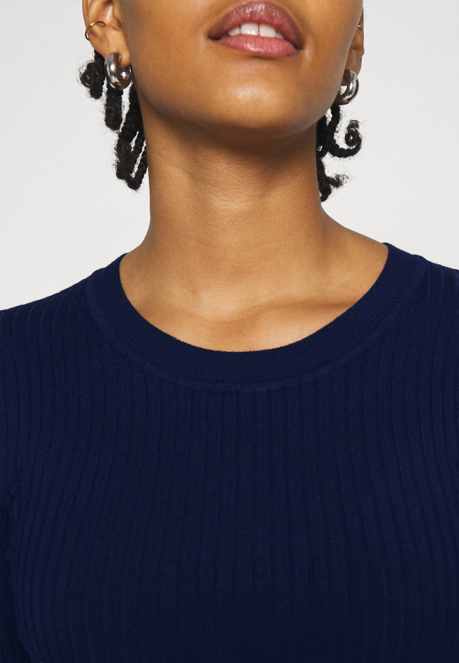 Even&Odd Strikkegenser - Evening Blue 7 Even&Odd Strikkegenser - Evening Blue - Bilde 5