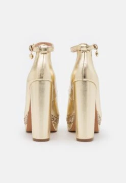 Even&Odd Platåsko - Gold 11 Even&Odd Platåsko - Gold -Fab Five Mote Butikk 78953e9d12d048e8ba65b5f512522ebb