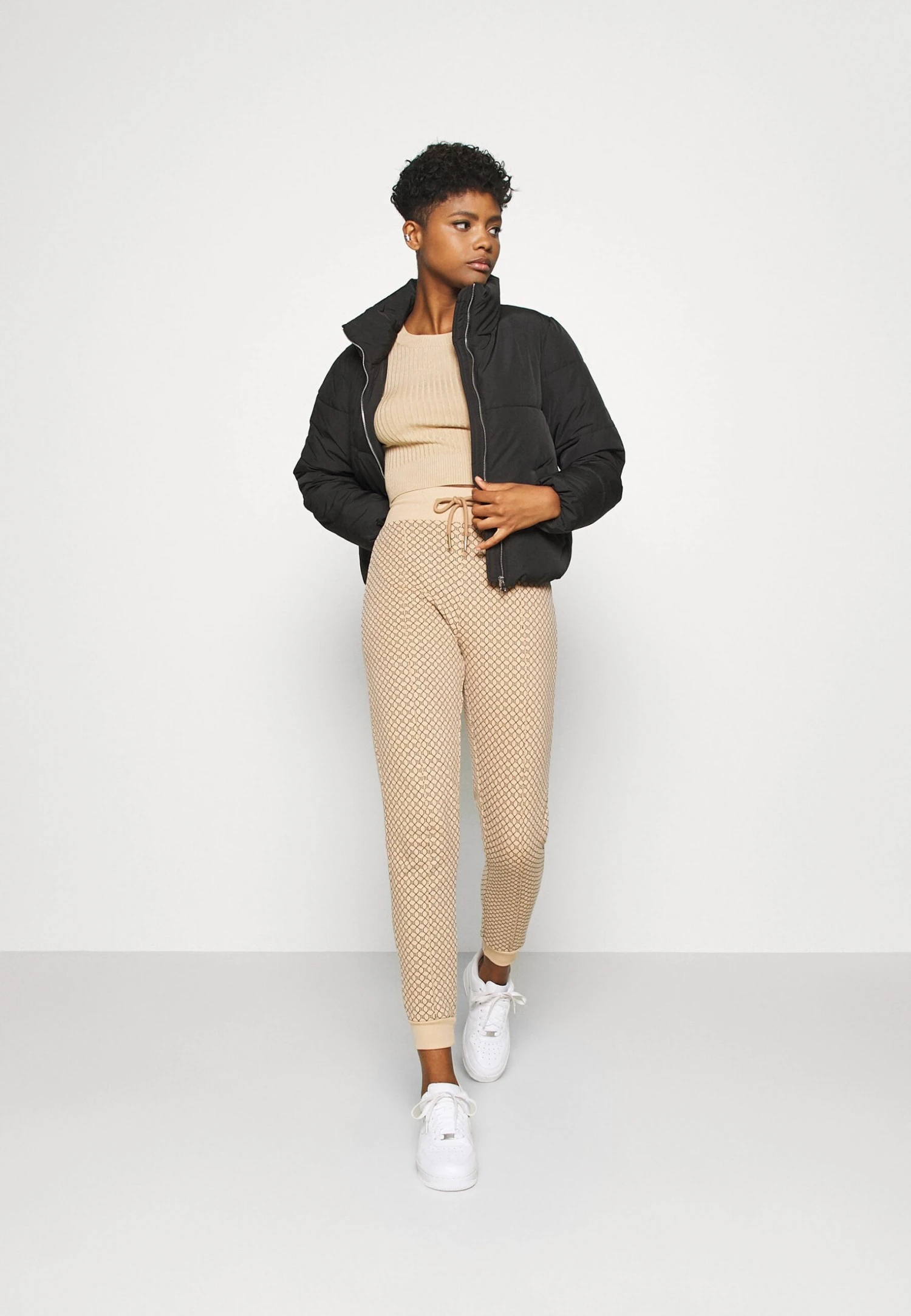 Even&Odd 2 Pack - Strikkegenser - Black/Sand 4 Even&Odd 2 Pack - Strikkegenser - Black/Sand - Bilde 2