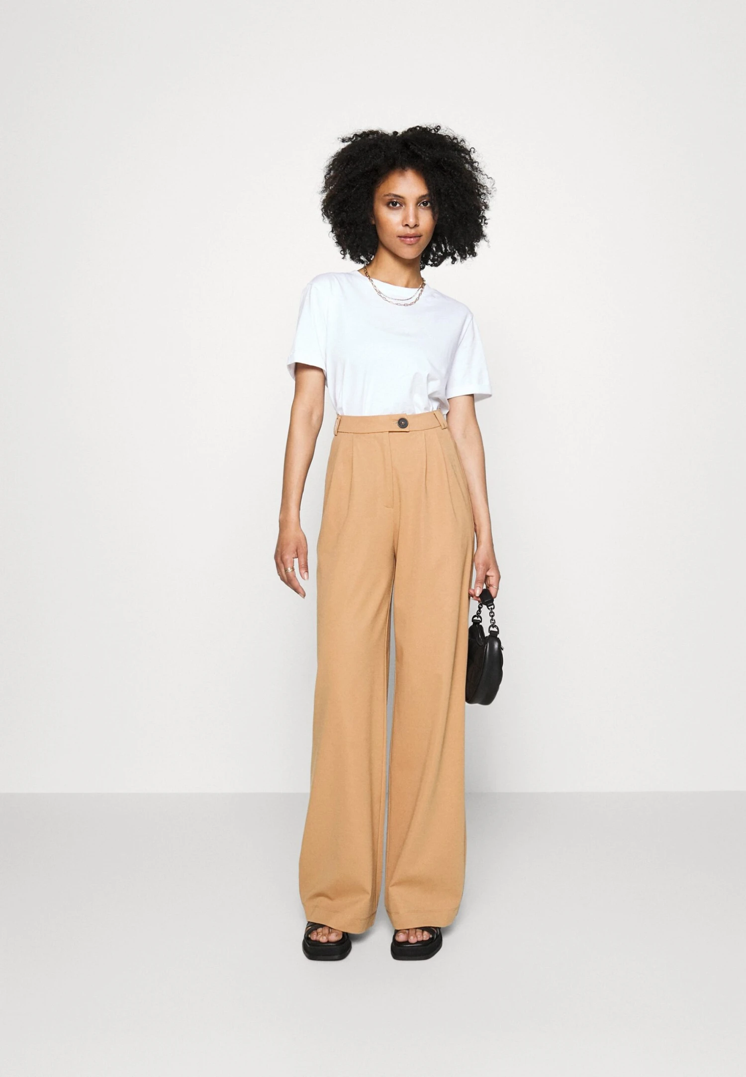 Petite Business Casual Wide Legs With Front Pleats- Bukse - Beige 4 Petite Business Casual Wide Legs With Front Pleats- Bukse - Beige - Bilde 2