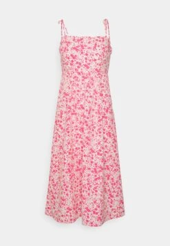 Kjole - White/Red -Fab Five Mote Butikk 7c695b5c99764f71b62d46ab52f116f2