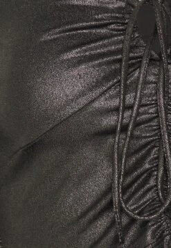 Topper Langermet - Black/Silver 7 Topper Langermet - Black/Silver -Fab Five Mote Butikk 7dd6df0ef7c24a34b91c6471d10aa426