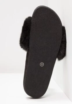 Even&Odd Tøfler - Black -Fab Five Mote Butikk 803de9a1eebb4824860a229c29862e8b