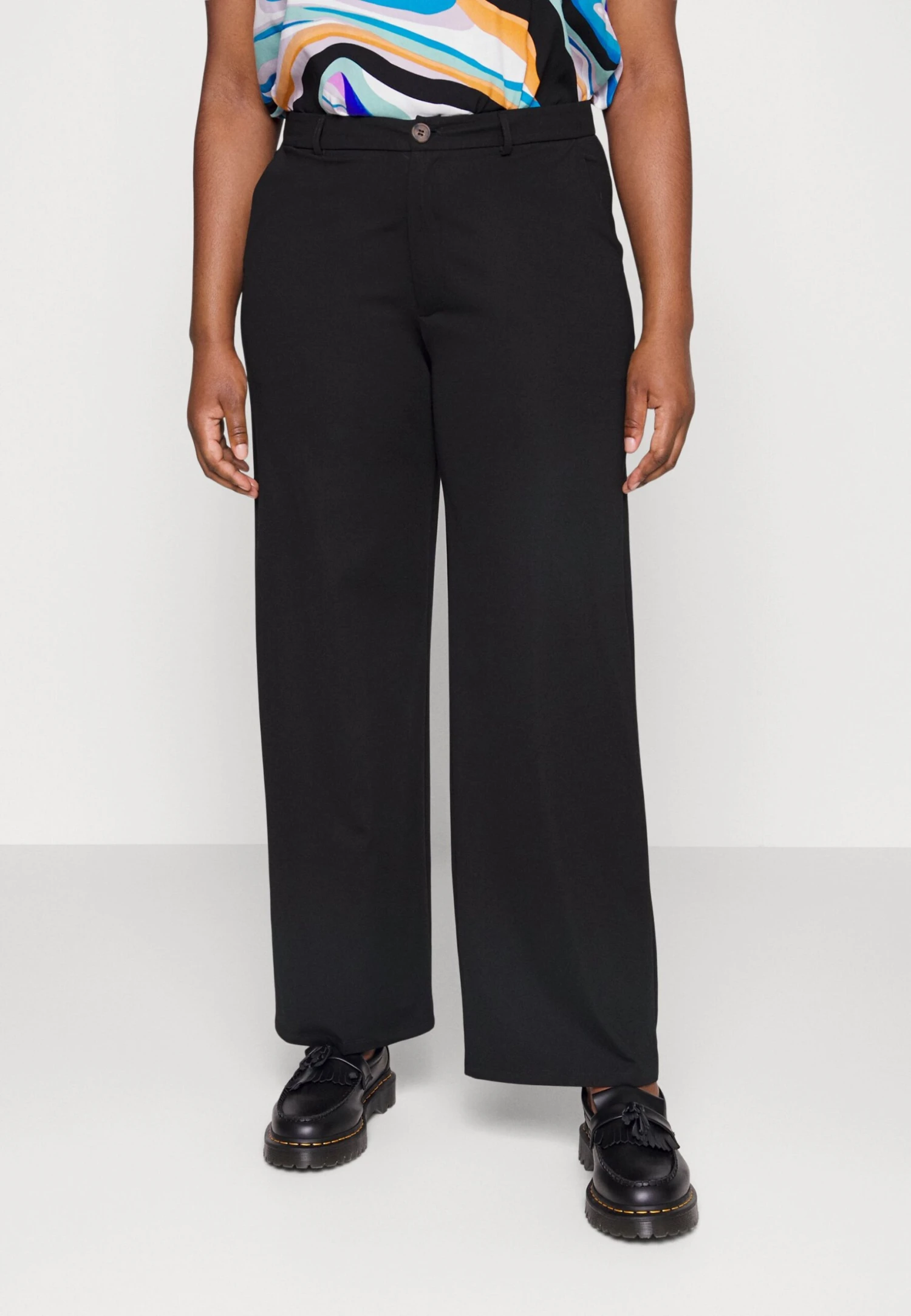 Tailored Wide Trouser - Bukse - Black 3 Tailored Wide Trouser - Bukse - Black