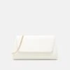 Even&Odd Clutch - Off-White -Fab Five Mote Butikk 852ddef3511a4e298e880b134d21bea6