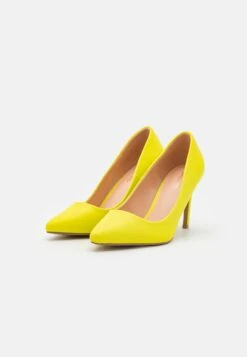 Klassiske Pumps - Yellow 10 Klassiske Pumps - Yellow -Fab Five Mote Butikk 87613faf75354733a9cc582ed5e1019f