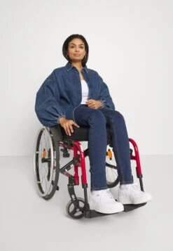 Even&Odd Jeans Slim Fit - Blue Denim 15 Even&Odd Jeans Slim Fit - Blue Denim -Fab Five Mote Butikk 8f92a45031b7469f9592efe5ecb17c52