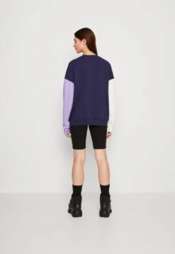 Even&Odd Sweatshirt - Dark Blue/Purple/Off-White 10 Even&Odd Sweatshirt - Dark Blue/Purple/Off-White -Fab Five Mote Butikk 90944d56b63d4e93b5f158c0bede2329