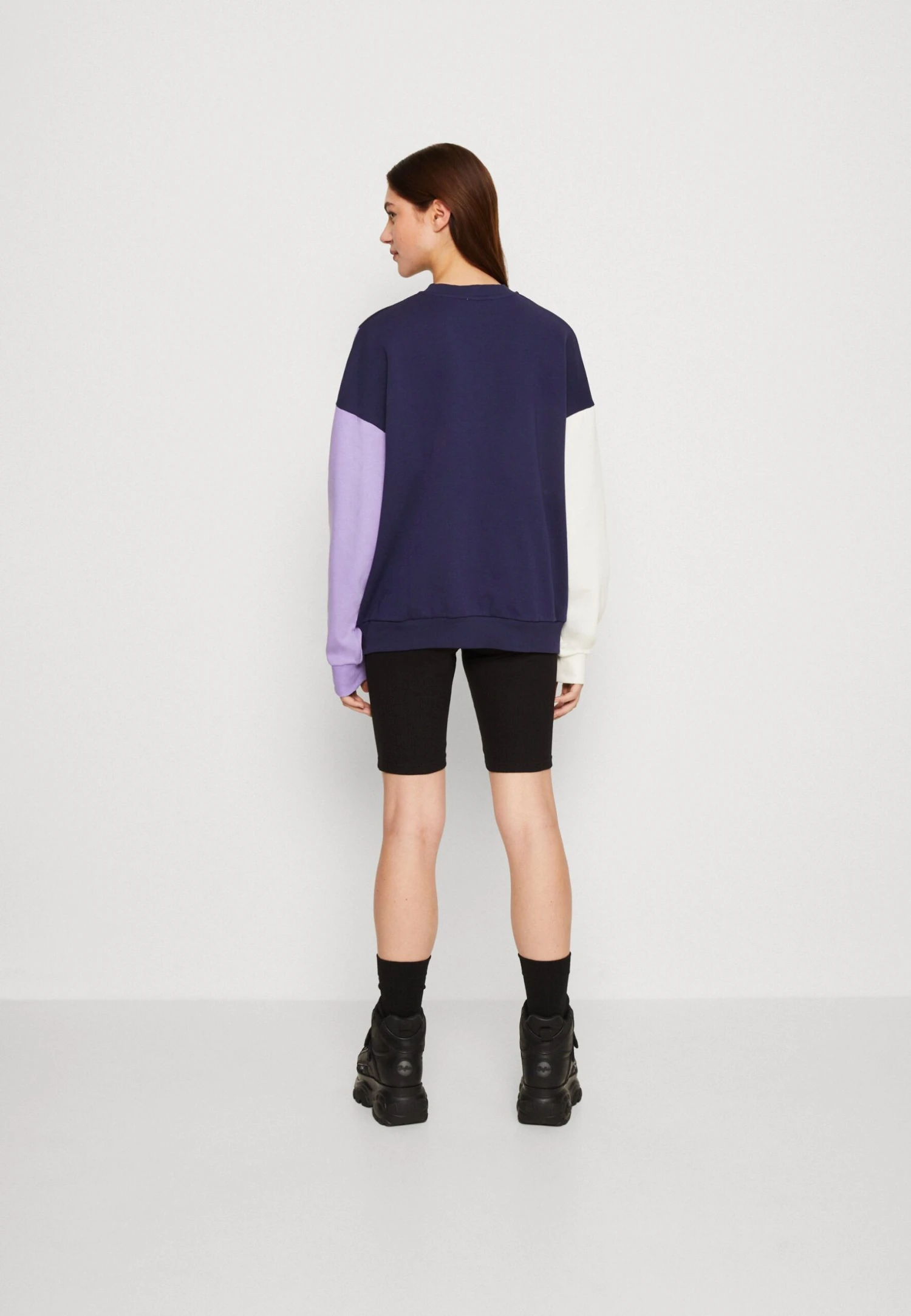 Even&Odd Sweatshirt - Dark Blue/Purple/Off-White 5 Even&Odd Sweatshirt - Dark Blue/Purple/Off-White - Bilde 3