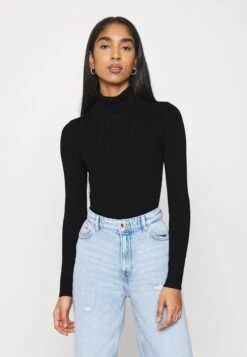 Even&Odd Cropped Turtle Neck 2 Pack - Strikkegenser - Black/ White 13 Even&Odd Cropped Turtle Neck 2 Pack - Strikkegenser - Black/ White -Fab Five Mote Butikk 94ad5ae168614afe92a40cf2a7c91001