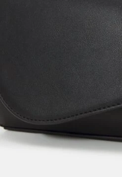 Even&Odd Håndveske - Black 11 Even&Odd Håndveske - Black -Fab Five Mote Butikk 965e03924f6d45129c3f879eb960aa68