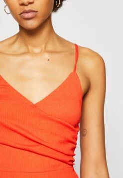 Even&Odd Jumpsuit - Red -Fab Five Mote Butikk 98151400bff840b596f1c2d73c5be390