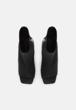 Even&Odd Støvletter - Black -Fab Five Mote Butikk 988f79e735134619b797b7b9593a9756