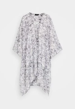 Even&Odd Lett Jakke - Black/White 12 Even&Odd Lett Jakke - Black/White -Fab Five Mote Butikk 9f1d93f9c02e49efb81f32429fa29b15