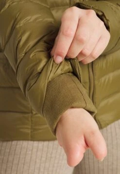 Even&Odd Dunjakke - Khaki 21 Even&Odd Dunjakke - Khaki -Fab Five Mote Butikk a3b130f721d04fd1a2f0e15d2b8e5320